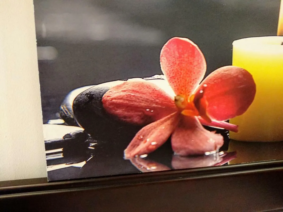 Wish-Suite Pureza De Triana Seville 0*,