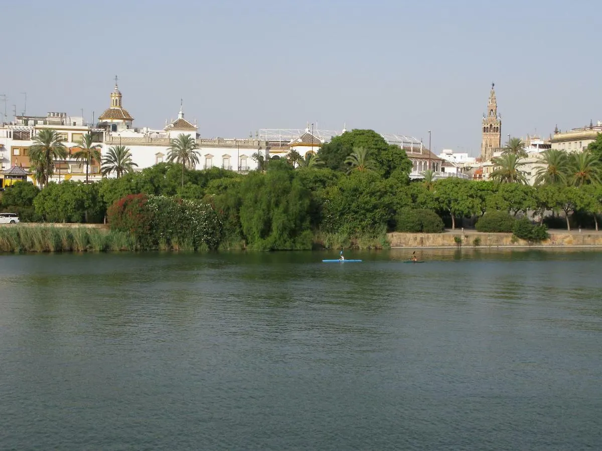 Wish-Suite Pureza De Triana Seville Apartment